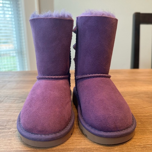 Purple Toddler Uggs! - Picture 3 of 5